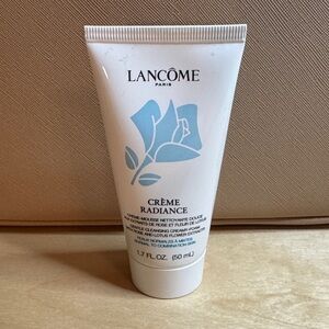 New Lancôme Crème Radiance creme-mousse gentle cleansing creamy foam